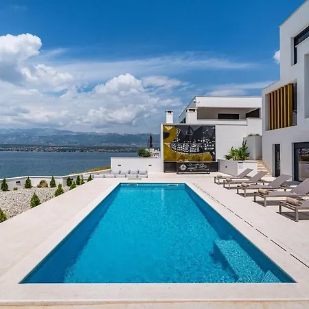 B Villa