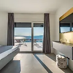 Villa B *