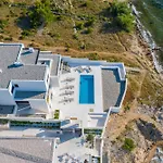 B Novigrad (Dalmatia)