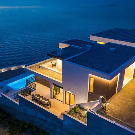 فيلة B Novigrad (Dalmatia)